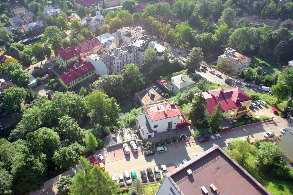 Urocza Art Pensjonat Krynica-Zdrój Extérieur photo